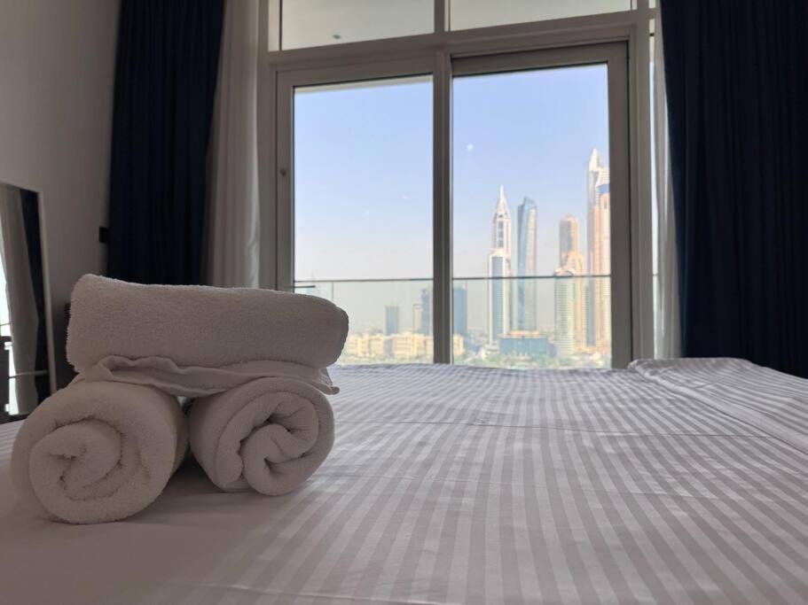 2 Bed - Sunrise Bay Views Apartment Dubai